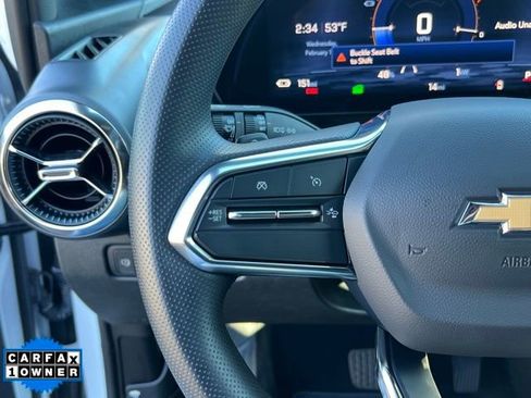 Used 2025 Chevrolet Equinox EV LT image 21