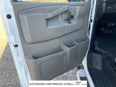 Used 2024 GMC Savana 2500 w/ Driver Convenience Package image 8