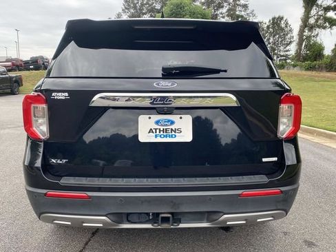 Certified 2020 Ford Explorer XLT w/ Equipment Group 202A RWD image 4