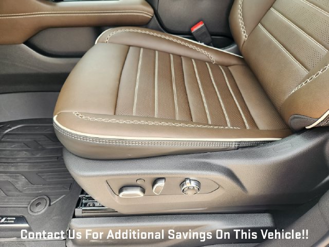 New 2027 GMC Yukon XL Denali Ultimate w/ LPO, Floor Liner Package AWD/4WD image 19