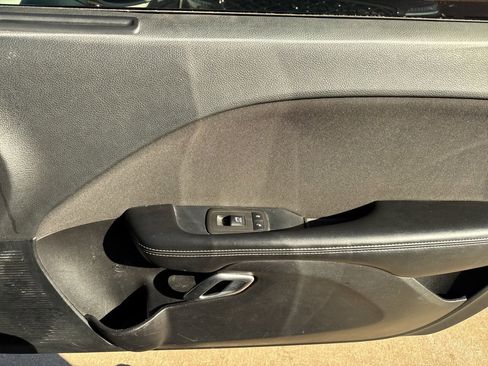 Used 2022 Dodge Challenger R/T image 17