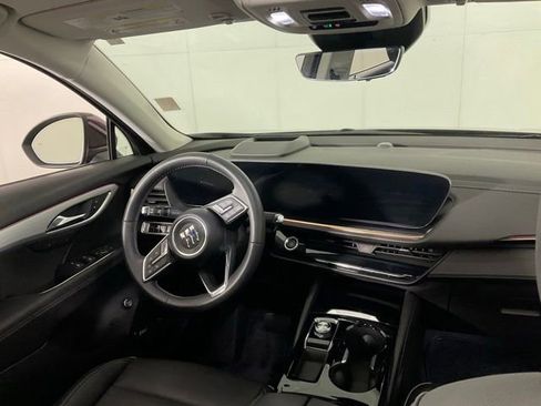 Used 2024 Buick Envision Avenir AWD/4WD image 33