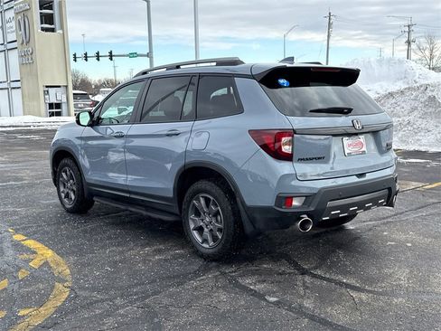 Certified 2024 Honda Passport TrailSport image 7
