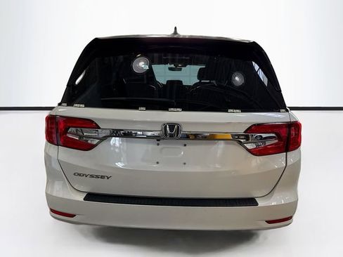 Used 2018 Honda Odyssey EX-L image 7