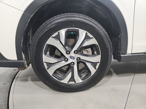 Certified 2022 Subaru Outback Touring XT AWD/4WD image 28
