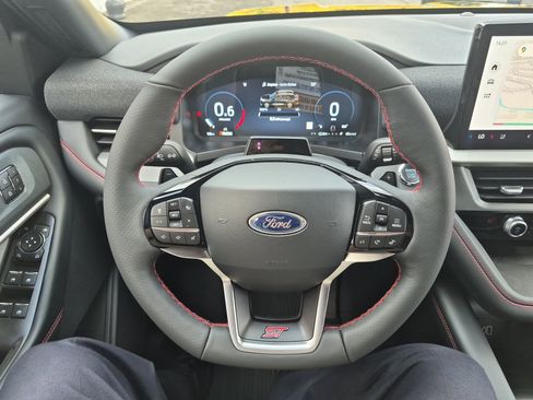 New 2026 Ford Explorer ST w/ Sun And Sound Package image 31