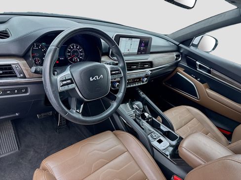 Used 2022 Kia Telluride SX w/ SX Prestige Package AWD/4WD image 7