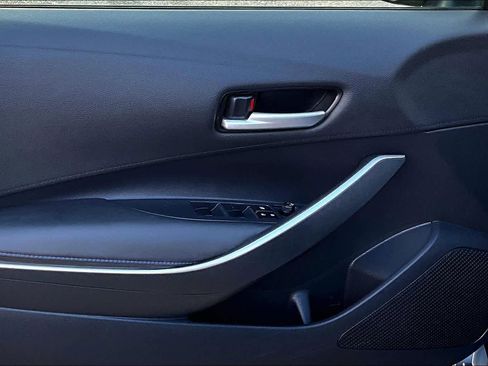 Used 2020 Toyota Corolla SE image 20