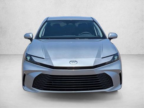 Used 2025 Toyota Camry LE FWD image 2