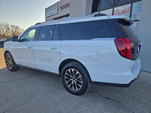 Used 2025 Ford Expedition Max Platinum image 6