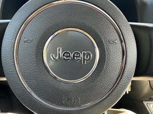 Used 2015 Jeep Patriot High Altitude image 10