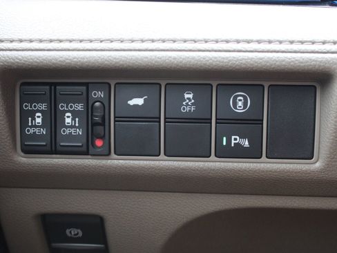 Used 2023 Honda Odyssey Elite image 27