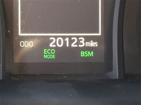 Used 2024 Toyota Camry image 19