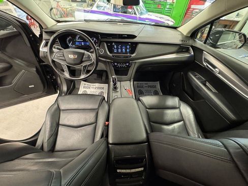 Used 2019 Cadillac XT5 Premium Luxury AWD/4WD image 3