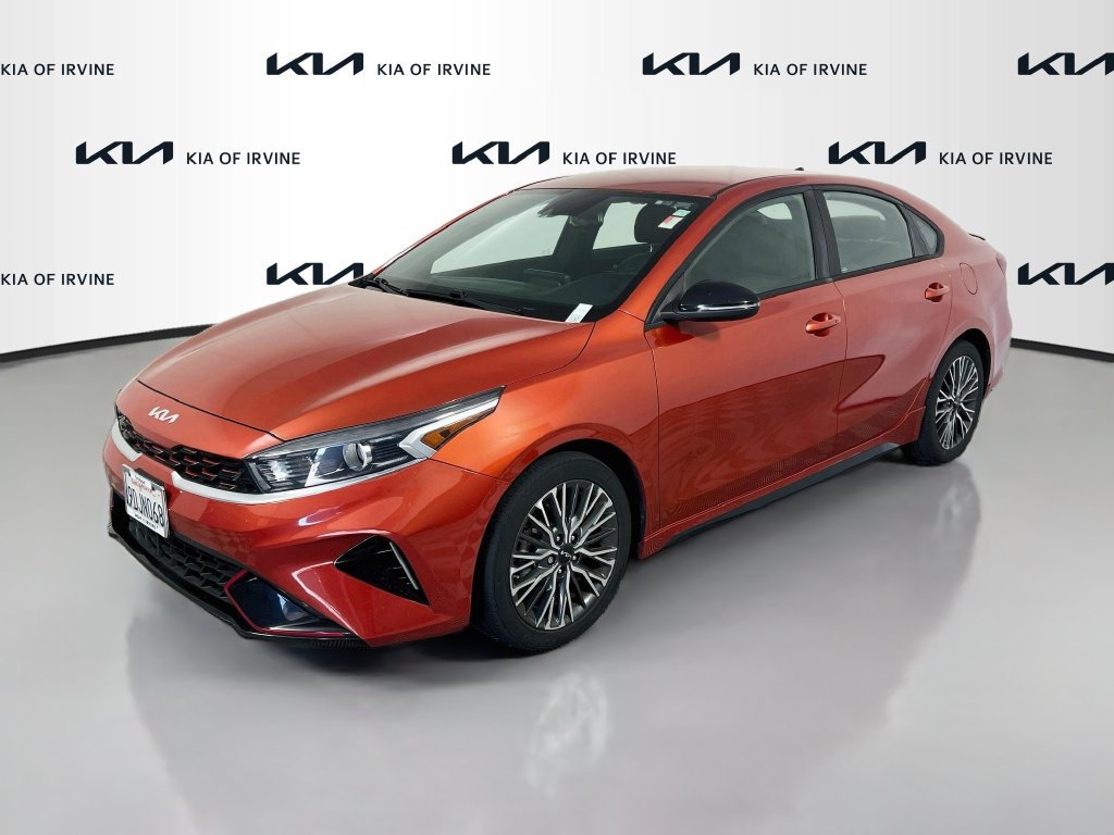 Certified 2023 Kia Forte GT-Line FWD image 4