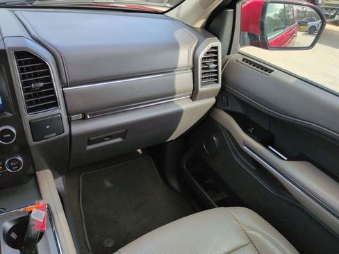 Certified 2020 Ford Expedition Max XLT w/ Equipment Group 202A image 18