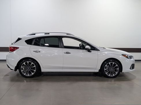 Used 2020 Subaru Impreza 2.0i Limited AWD/4WD image 2