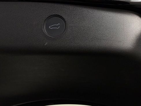 Used 2022 Tesla Model 3 image 28