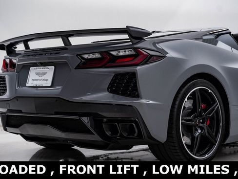 Used 2025 Chevrolet Corvette Stingray Premium Cpe w/ Z51 Performance Package image 12