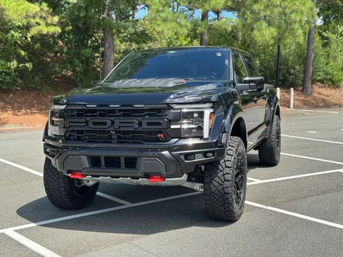 Used 2025 Ford F150 Raptor w/ Equipment Group 803A Raptor R AWD/4WD image 3