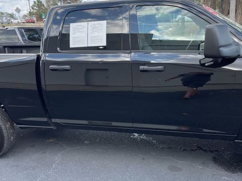 Used 2025 RAM 2500 Tradesman w/ Bed Convenience Group image 11