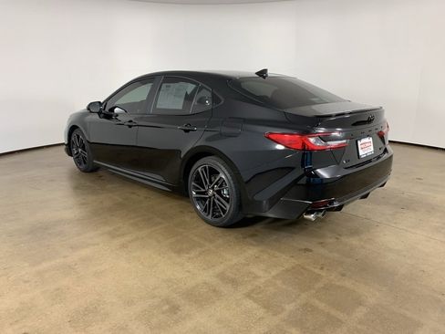 Used 2025 Toyota Camry XSE image 34