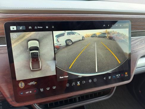 Used 2023 Rivian R1T Adventure image 18