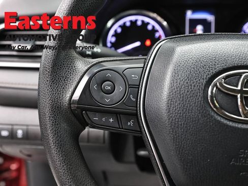 Used 2019 Toyota Camry LE FWD image 14