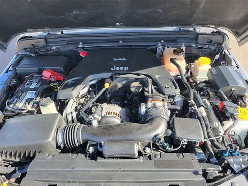 Used 2020 Jeep Gladiator Sport w/ Quick Order Package 24S image 23