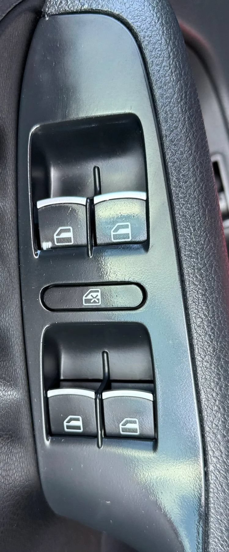Used 2013 Volkswagen Jetta GLI Autobahn FWD image 24