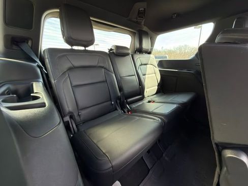 Used 2025 Lincoln Navigator Reserve w/ Jet Appearance Package image 12