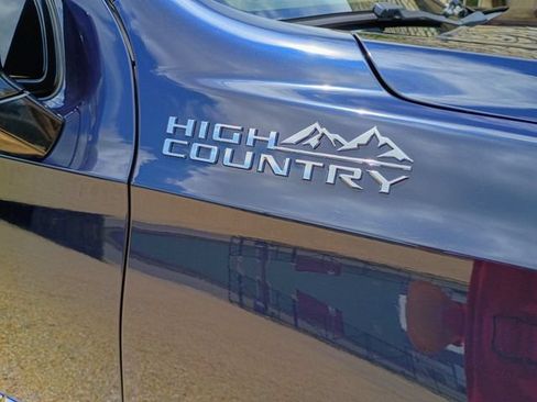Used 2021 Chevrolet Tahoe High Country AWD/4WD image 19