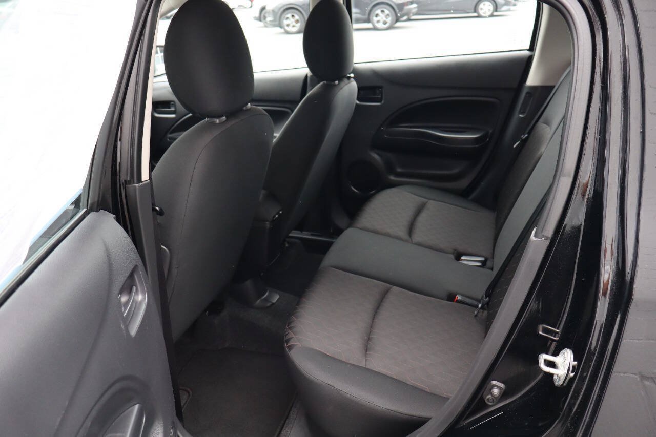 Used 2024 Mitsubishi Mirage ES FWD image 5