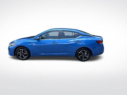 Used 2024 Nissan Sentra SV FWD image 8