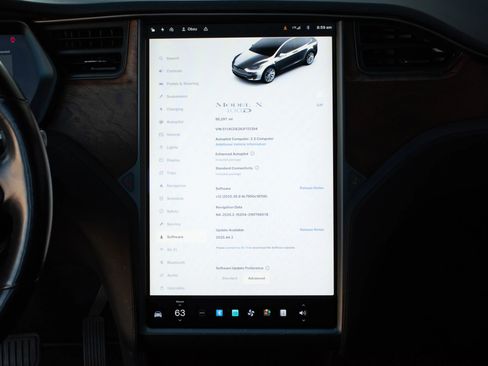 Used 2018 Tesla Model X 100D image 12