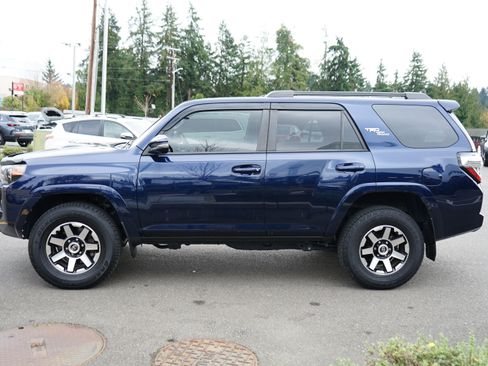 Used 2020 Toyota 4Runner TRD Off-Road image 6