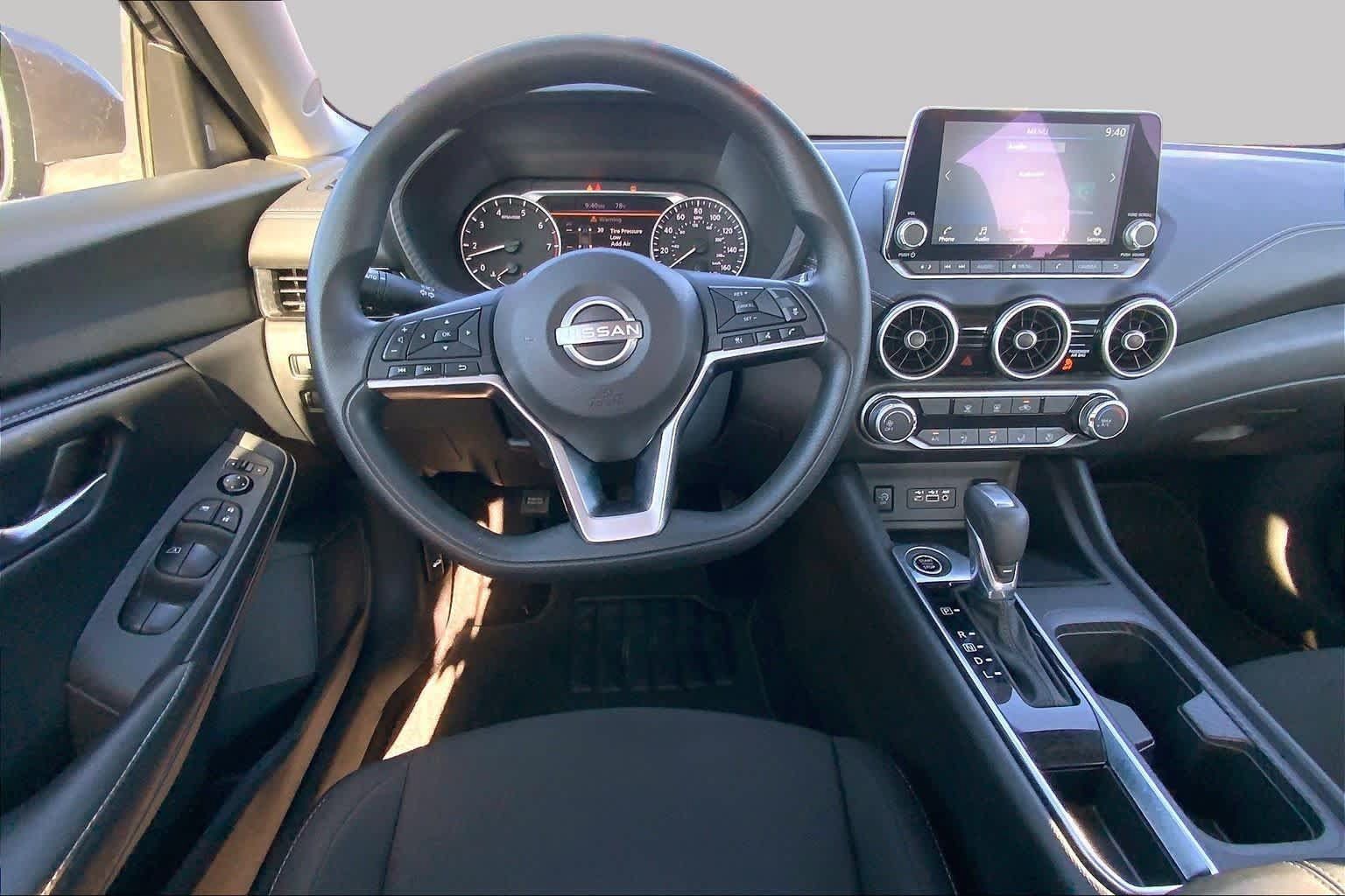Used 2025 Nissan Sentra SV FWD image 6