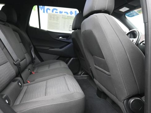 Used 2025 Chevrolet Equinox LT AWD/4WD image 10