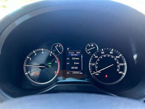 Used 2021 Lexus GX 460 Premium w/ Accessory Package AWD/4WD image 14