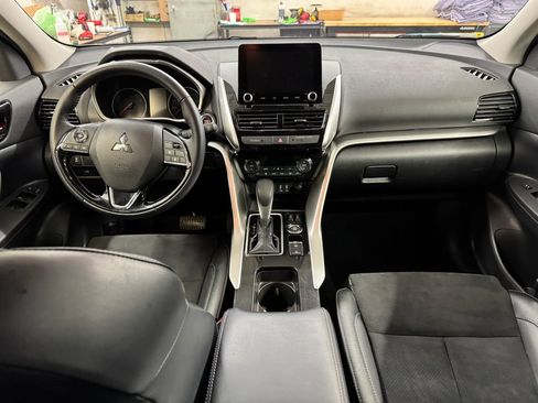 Used 2025 Mitsubishi Eclipse Cross SE image 17