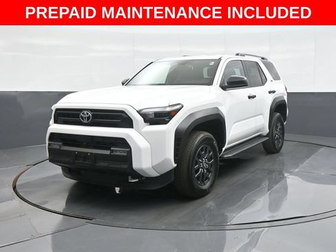 Certified 2025 Toyota 4Runner SR5 AWD/4WD image 3