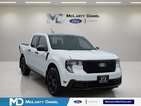 Used 2025 Ford Maverick XLT w/ Equipment Group 301A AWD/4WD image 1