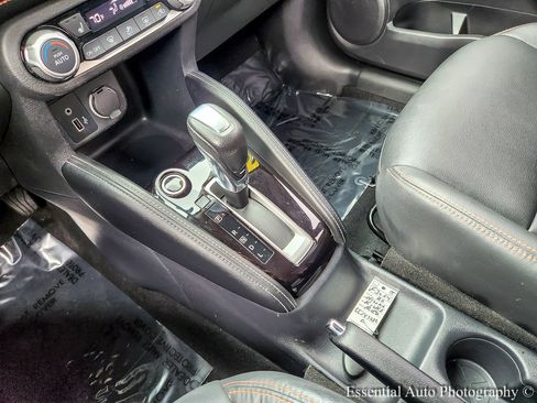 Used 2020 Nissan Kicks SR w/ SR Premium Package FWD image 21
