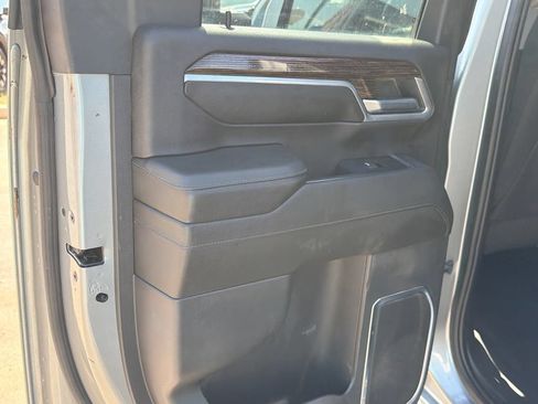 Used 2024 GMC Sierra 2500 SLE AWD/4WD image 21