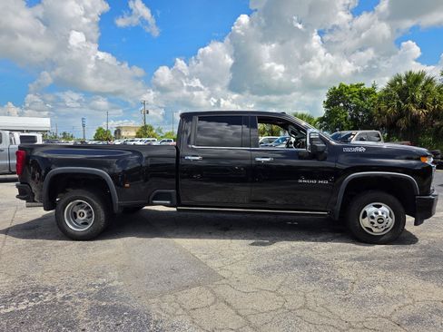 Certified 2022 Chevrolet Silverado 1500 RST AWD/4WD image 39