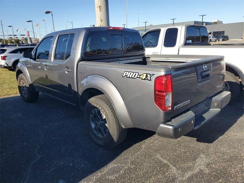 Used 2018 Nissan Frontier PRO-4X image 3