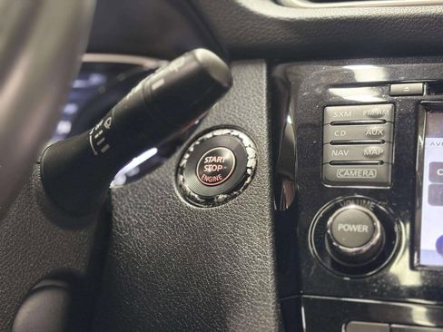 Used 2015 Nissan Rogue SL w/ SL Premium Package image 24