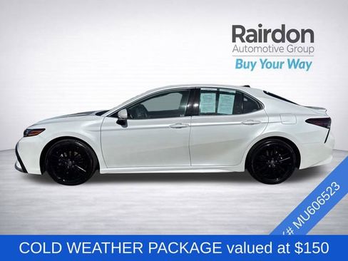 Used 2021 Toyota Camry XSE w/ Cold Weather Package FWD image 4
