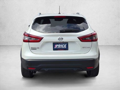 Used 2022 Nissan Rogue Sport SV w/ Technology Package AWD/4WD image 7