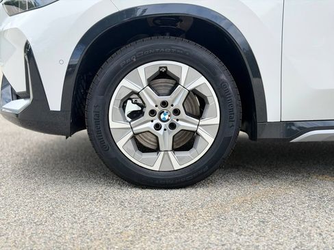 New 2026 BMW X1 xDrive28i w/ Technology Package AWD/4WD image 2